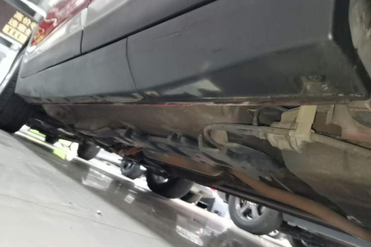 Used CHANGAN CS15 2016 1.5L Automatic Luxury Edition Left Side Sill