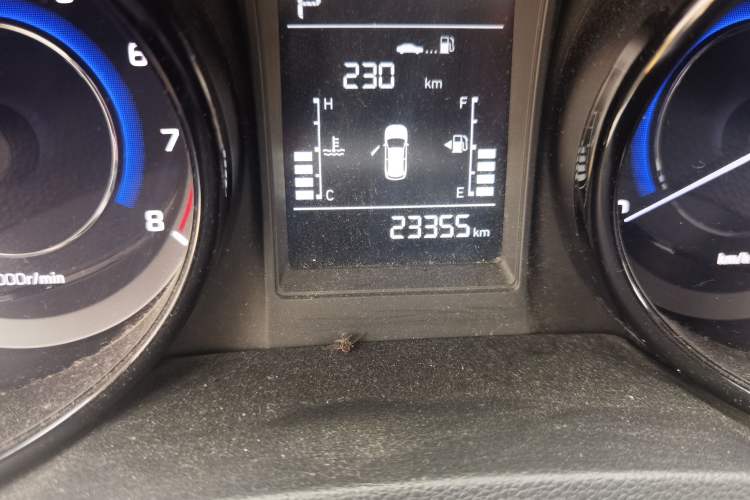 Used CHANGAN CS15 2016 1.5L Automatic Fashion Edition Odometer Close Up