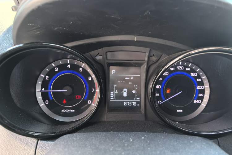 Used CHANGAN CS15 2016 1.5L Automatic Fashion Edition Odometer Close Up