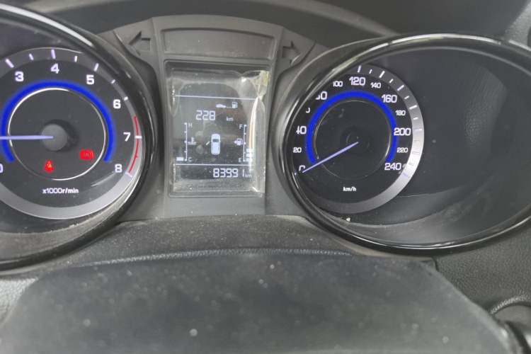 Used CHANGAN CS15 2016 1.5L Manual Fashion Edition Odometer Close Up