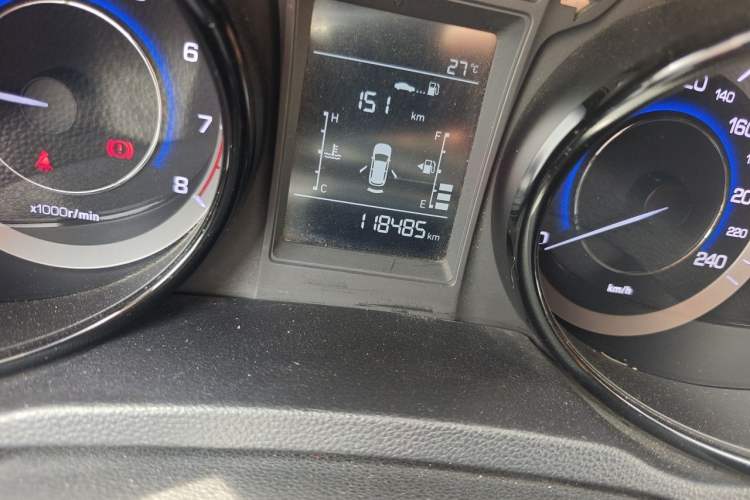 Used CHANGAN CS15 2016 1.5L Manual Luxury Edition Odometer Close Up