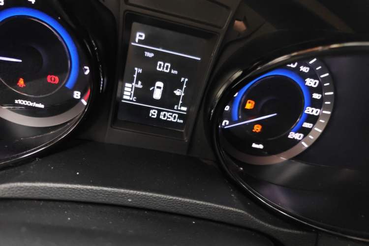 Used CHANGAN CS15 2016 1.5L Automatic Fashion Edition Odometer Close Up
