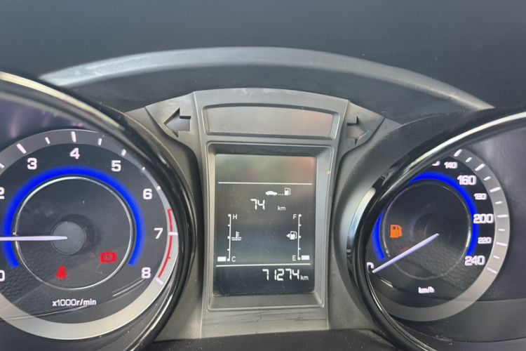 Used CHANGAN CS15 2016 1.5L Manual Fashion Edition Odometer Close Up