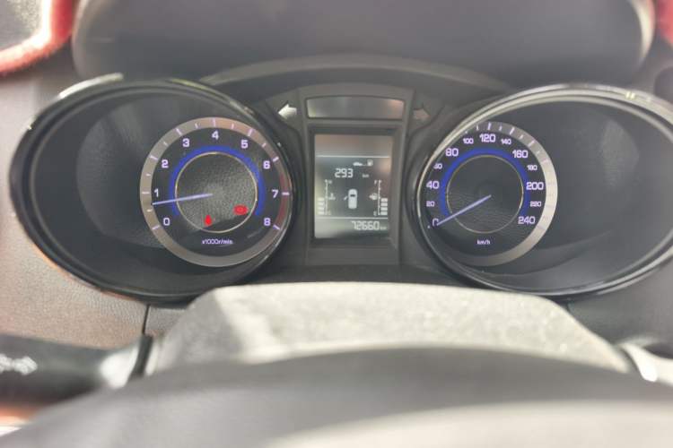 Used CHANGAN CS15 2016 1.5L Manual Luxury Edition Odometer Close Up