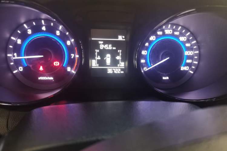 Used CHANGAN CS15 2016 1.5L Manual Fashion Edition Odometer Close Up
