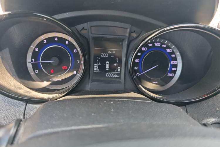 Used CHANGAN CS15 2016 1.5L Manual Fashion Edition Odometer Close Up