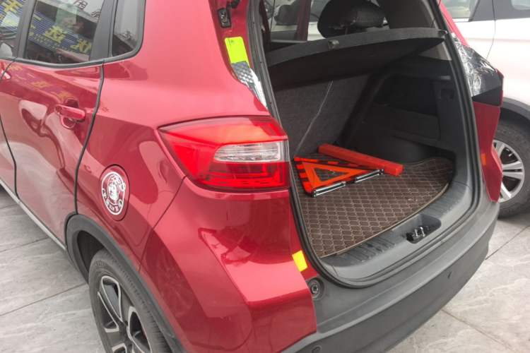 Used CHANGAN CS15 2016 1.5L Manual Luxury Edition Rear Left 45 Deg