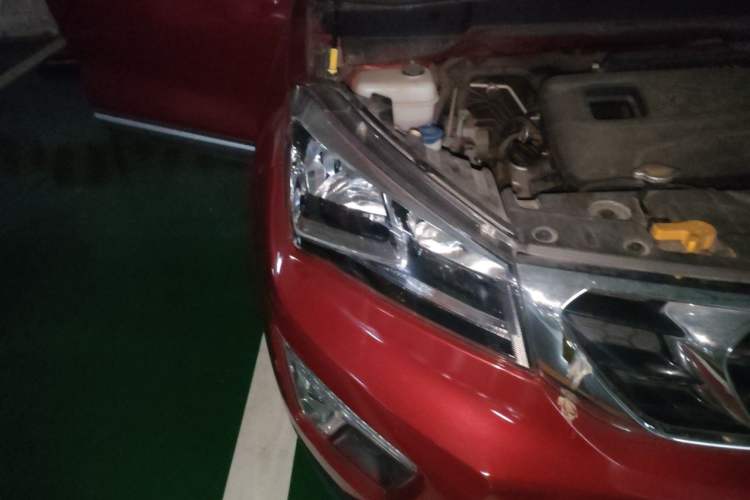 Used CHANGAN CS15 2016 1.5L Manual Fashion Edition Right Front Headlight