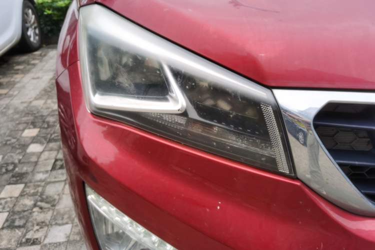 Used CHANGAN CS15 2016 1.5L Manual Luxury Edition Right Front Headlight