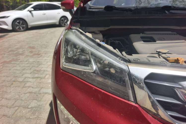 Used CHANGAN CS15 2016 1.5L Manual Luxury Edition Right Front Headlight