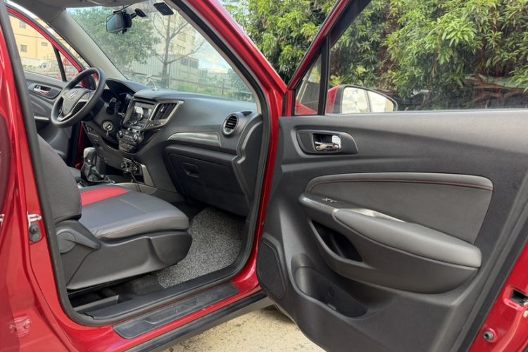 Used CHANGAN CS15 2016 1.5L Manual Fashion Edition Right Front Seat