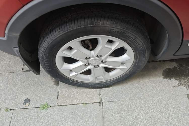 Used CHANGAN CS15 2016 1.5L Manual Luxury Edition Right Rear Wheel Hub