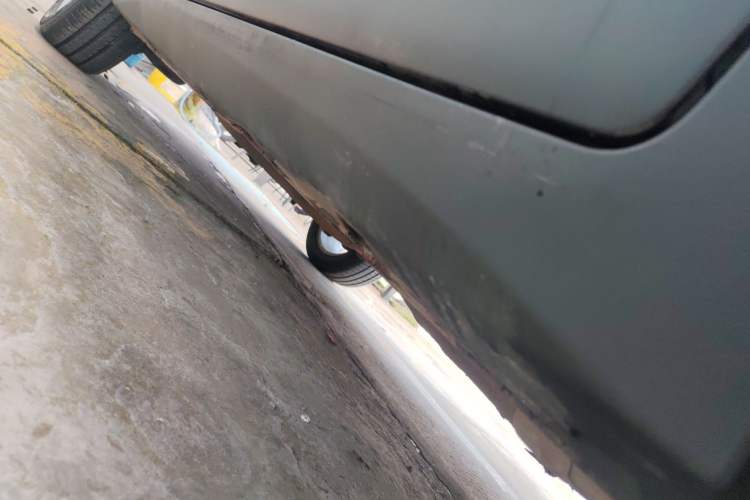 Used CHANGAN CS15 2016 1.5L Automatic Luxury Edition Right Side Sill