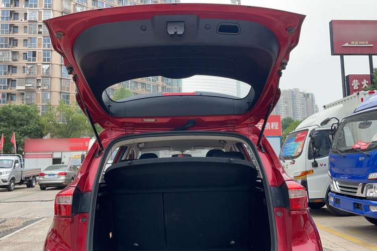 Used CHANGAN CS15 2016 1.5L Manual Luxury Edition Trunk