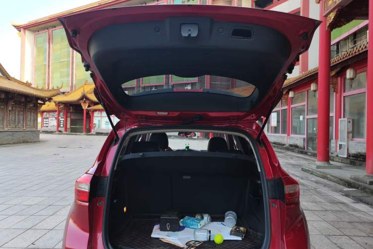 Used CHANGAN CS15 2016 1.5L Automatic Fashion Edition Trunk