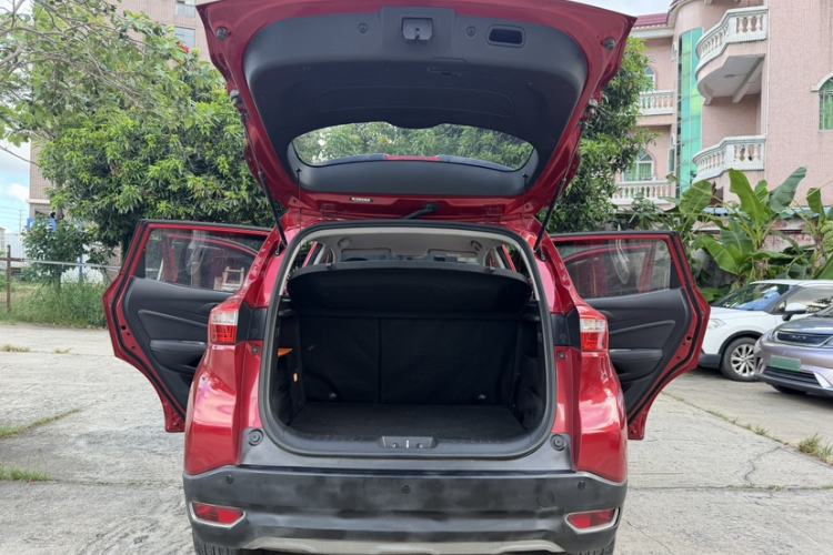 Used CHANGAN CS15 2016 1.5L Manual Fashion Edition Trunk