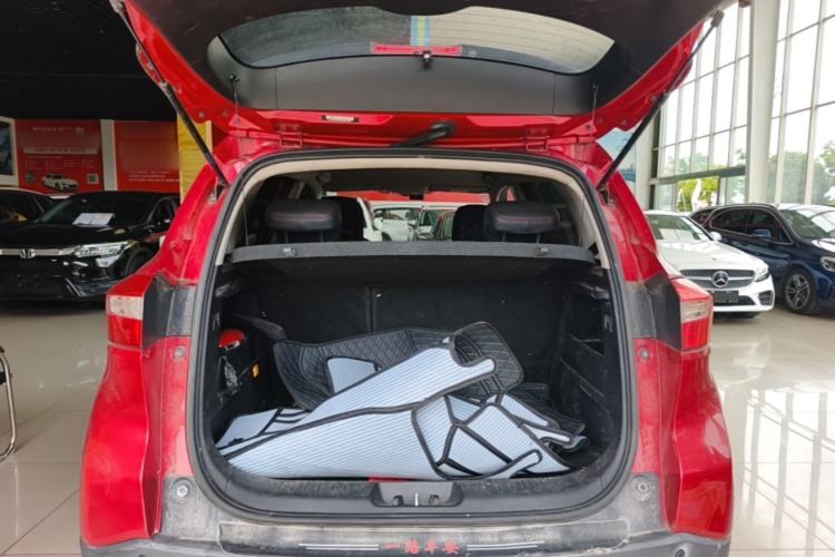 Used CHANGAN CS15 2016 1.5L Manual Fashion Edition Trunk