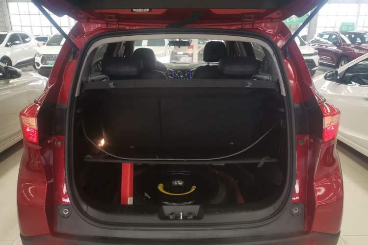 Used CHANGAN CS15 2016 1.5L Manual Fashion Edition Trunk