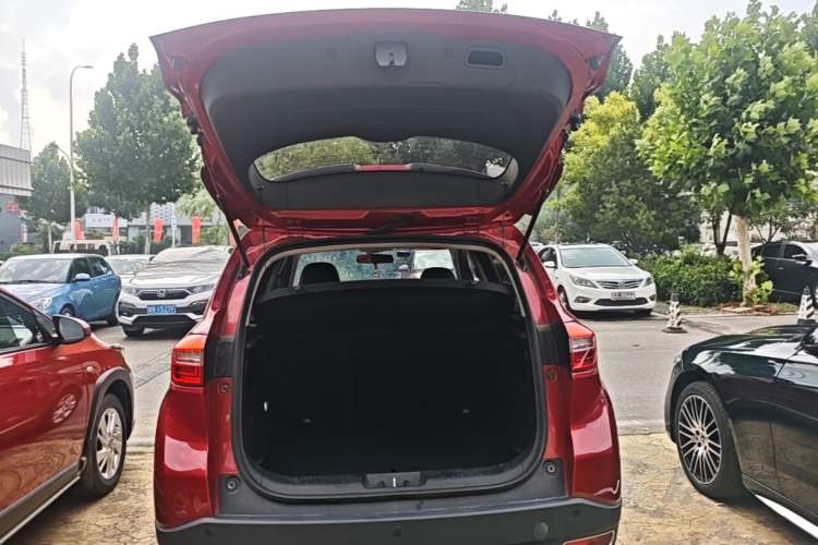 Used CHANGAN CS15 2016 1.5L Automatic Fashion Edition Trunk