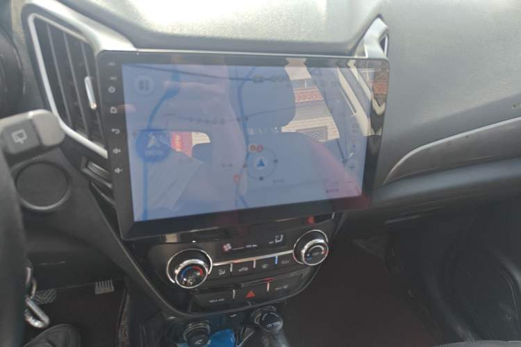 Used CHANGAN CS15 2016 1.5L Manual Luxury Edition Audio And AC Panel