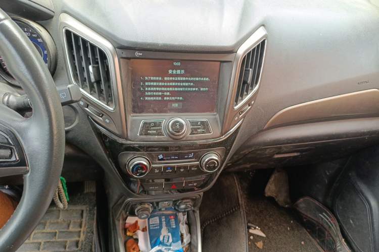 Used CHANGAN CS15 2016 1.5L Manual Fashion Edition Audio And AC Panel