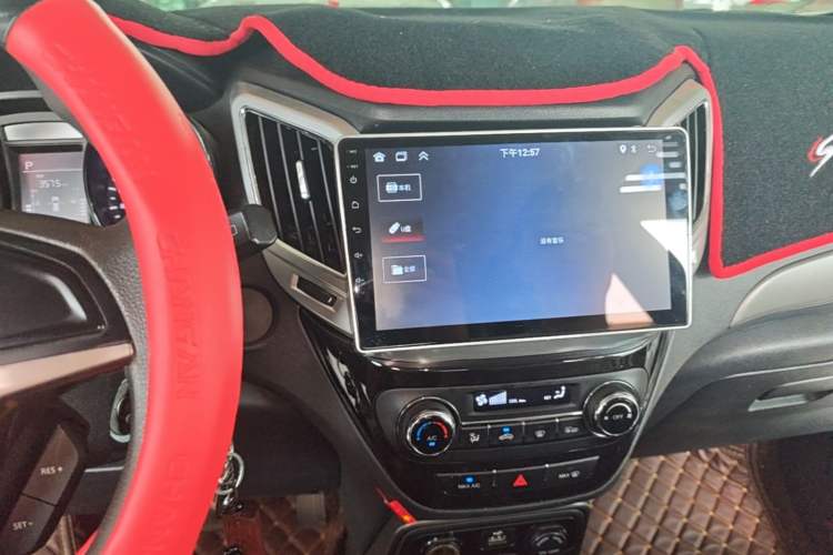 Used CHANGAN CS15 2016 1.5L Automatic Fashion Edition Audio And AC Panel