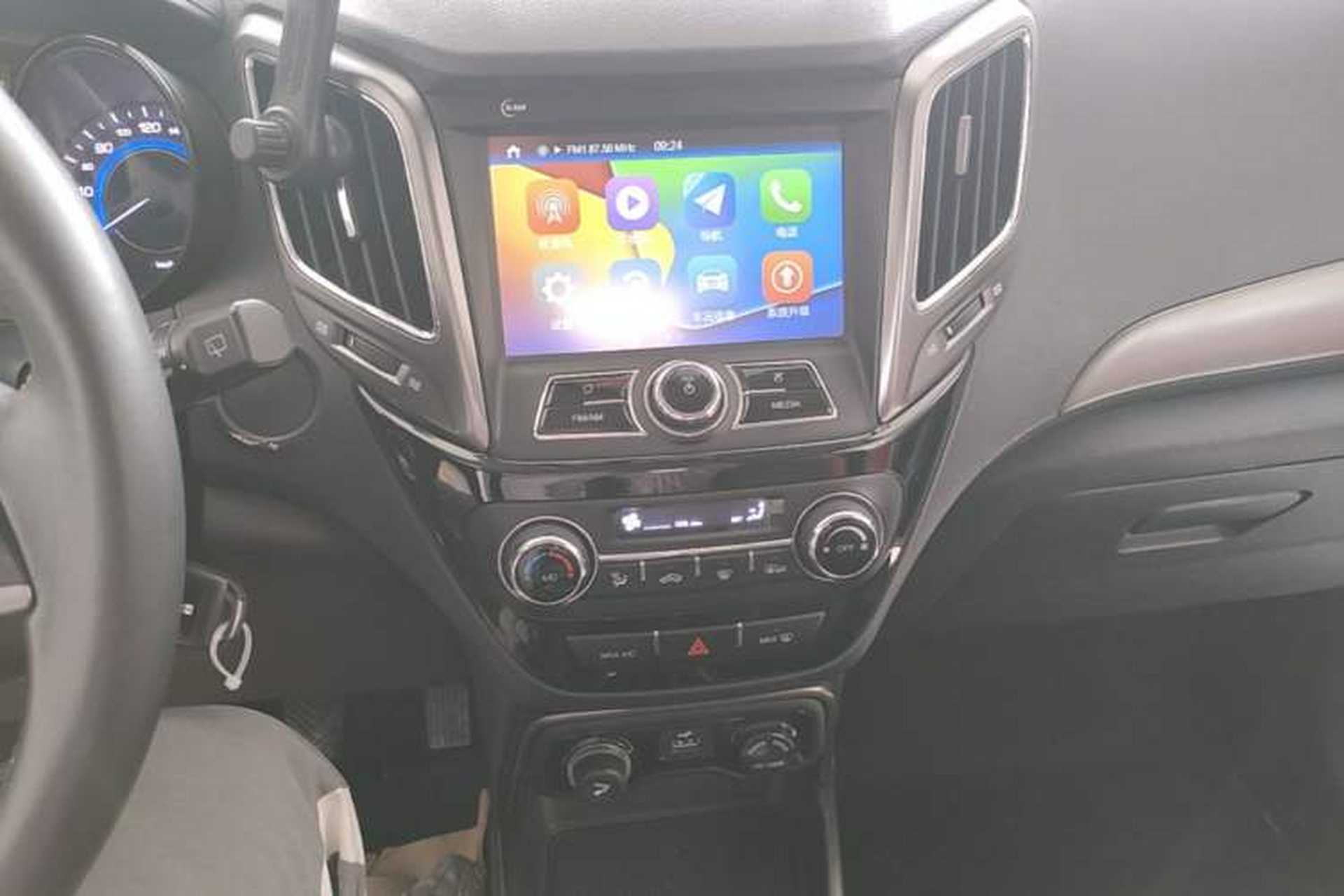 Used CHANGAN CS15 2016 1.5L Manual Luxury Edition Audio And AC Panel