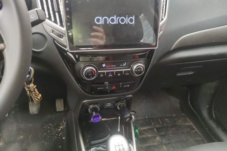 Used CHANGAN CS15 2016 1.5L Manual Fashion Edition Audio And AC Panel