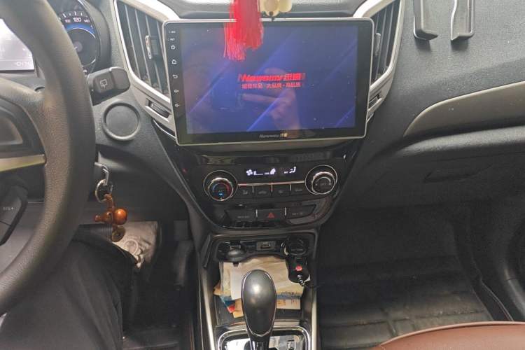 Used CHANGAN CS15 2016 1.5L Automatic Fashion Edition Audio And AC Panel