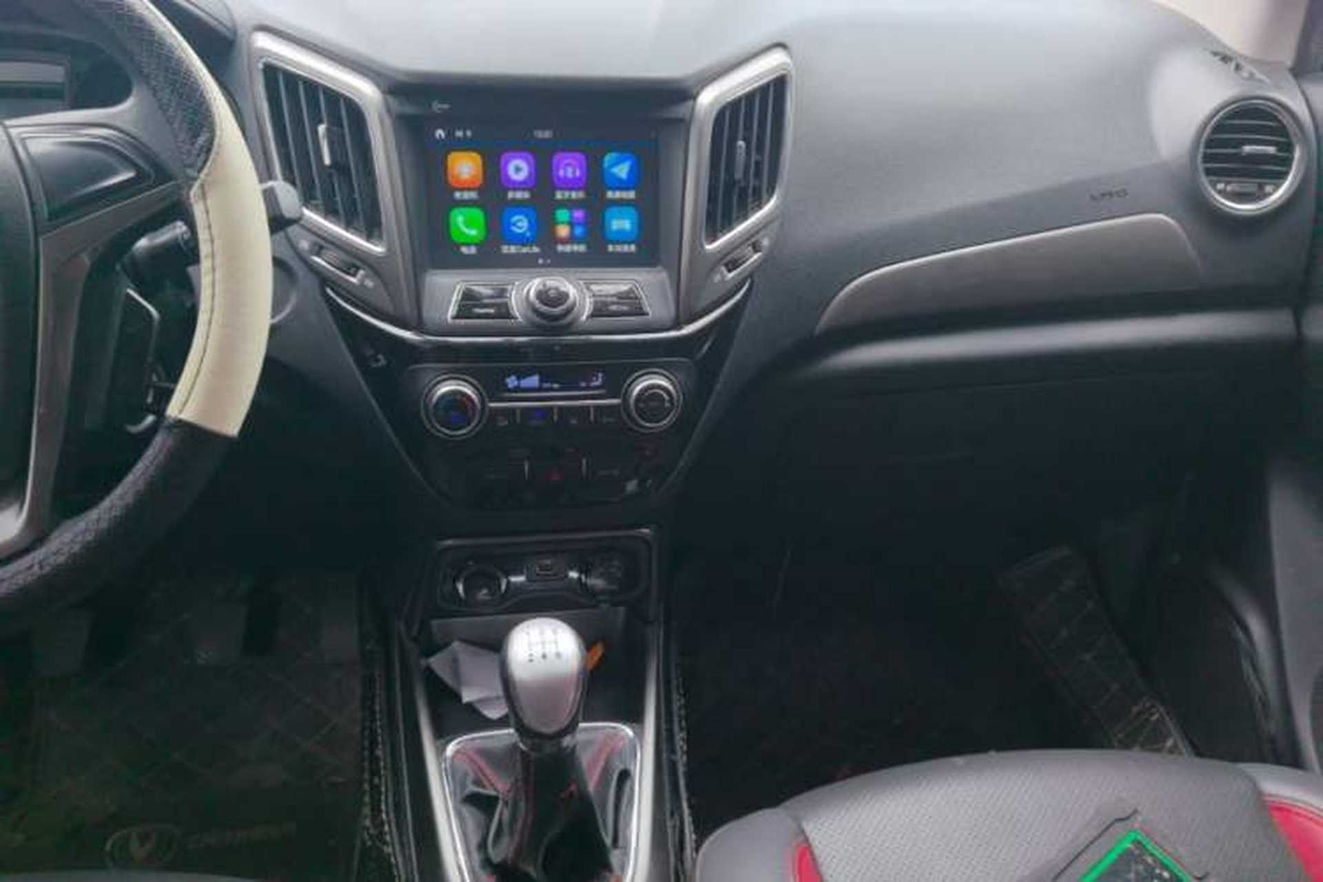 Used CHANGAN CS15 2016 1.5L Manual Fashion Edition Audio And AC Panel