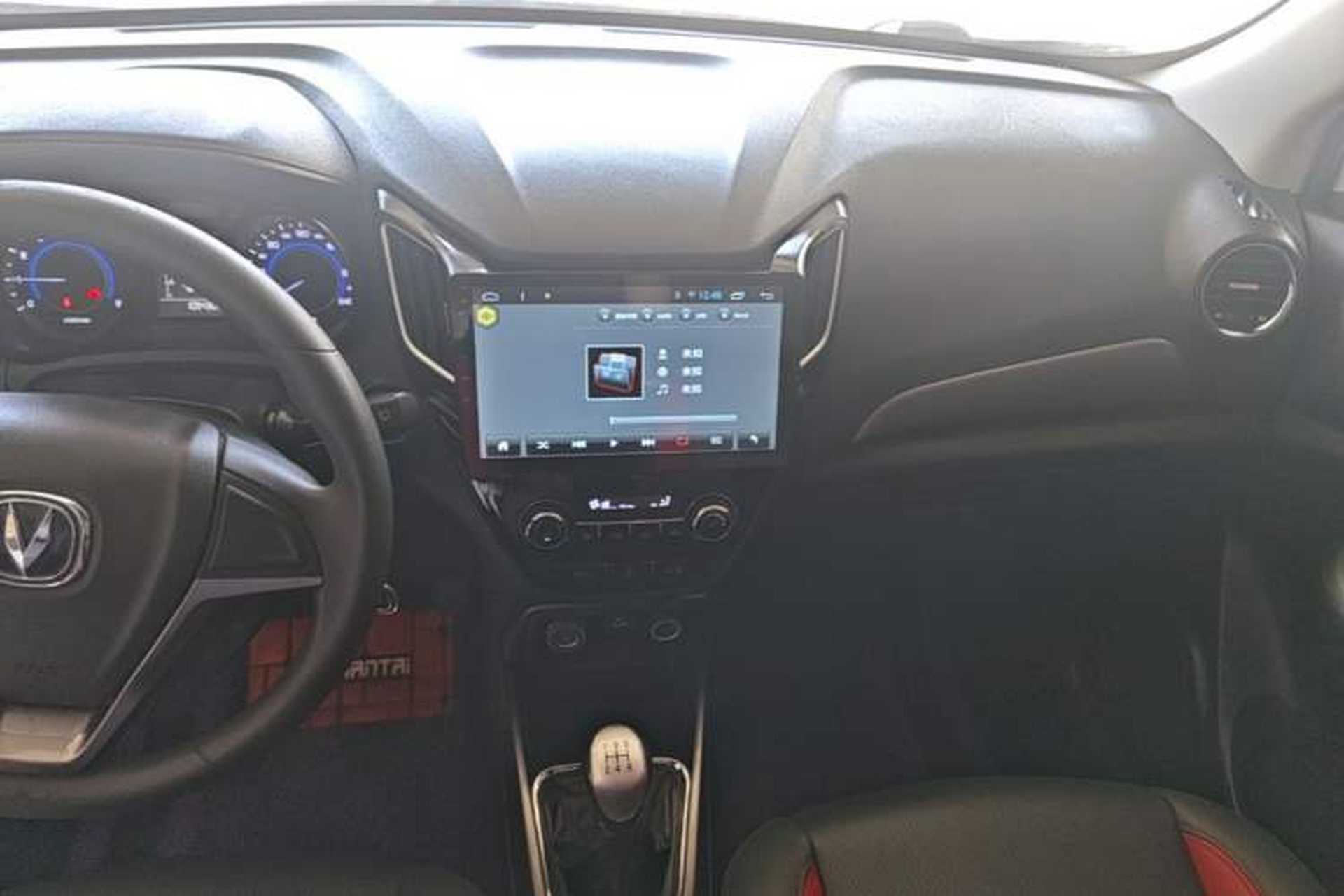 Used CHANGAN CS15 2016 1.5L Manual Fashion Edition Audio And AC Panel