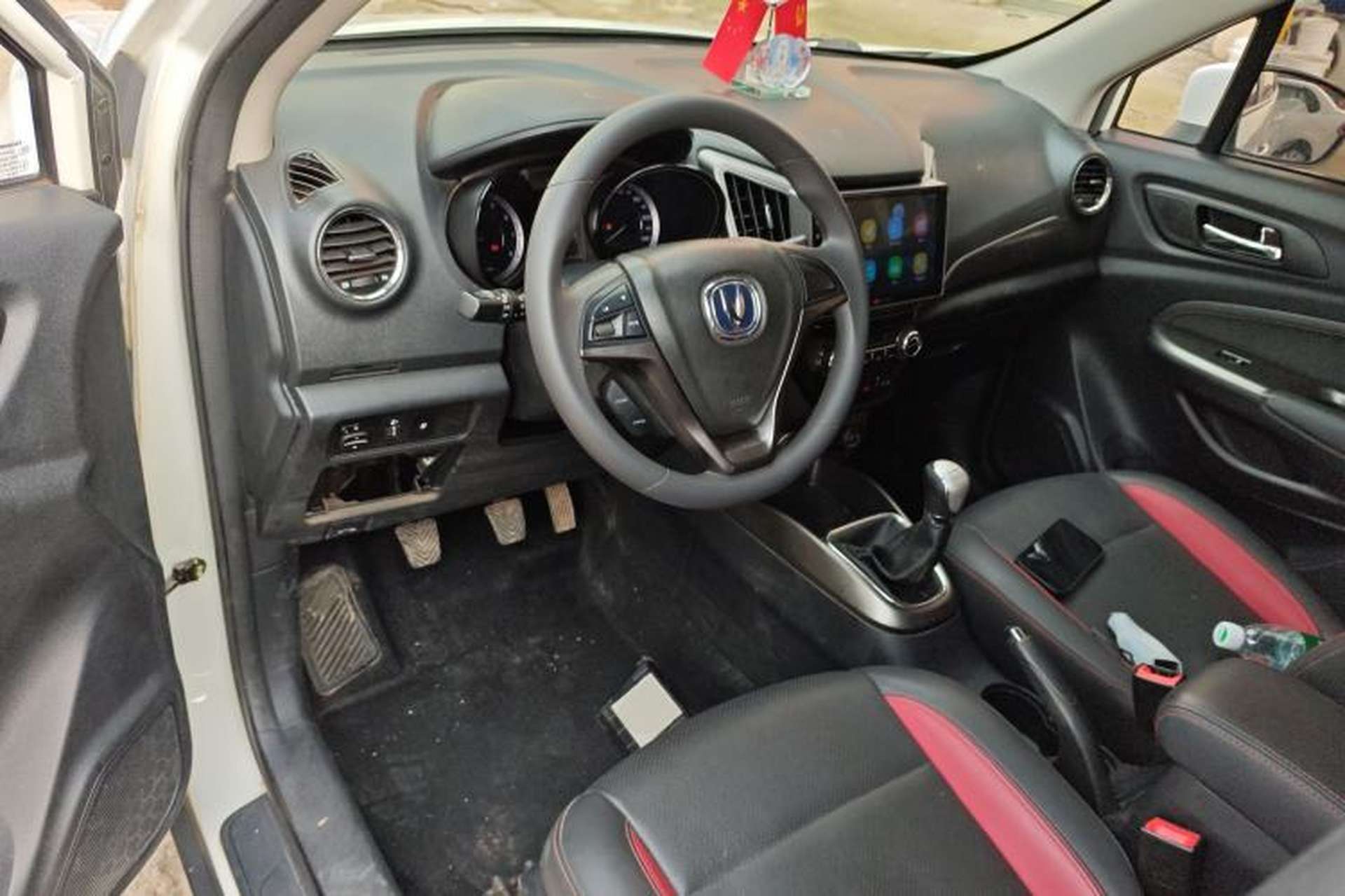 Used CHANGAN CS15 2016 1.5L Manual Fashion Edition Center Console