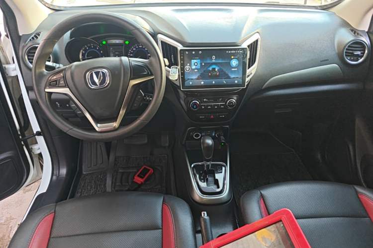 Used CHANGAN CS15 2016 1.5L Automatic Fashion Edition Center Console