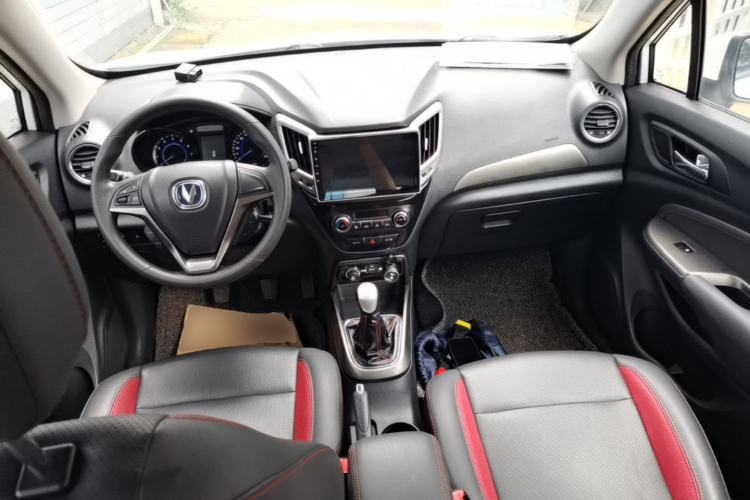 Used CHANGAN CS15 2016 1.5L Manual Fashion Edition Center Console
