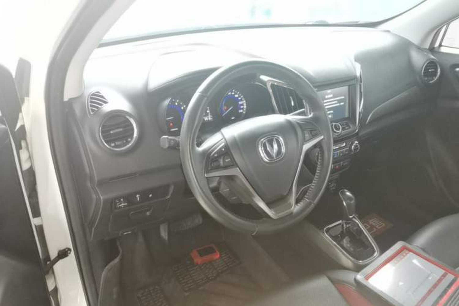 Used CHANGAN CS15 2016 1.5L Automatic Luxury Edition Center Console