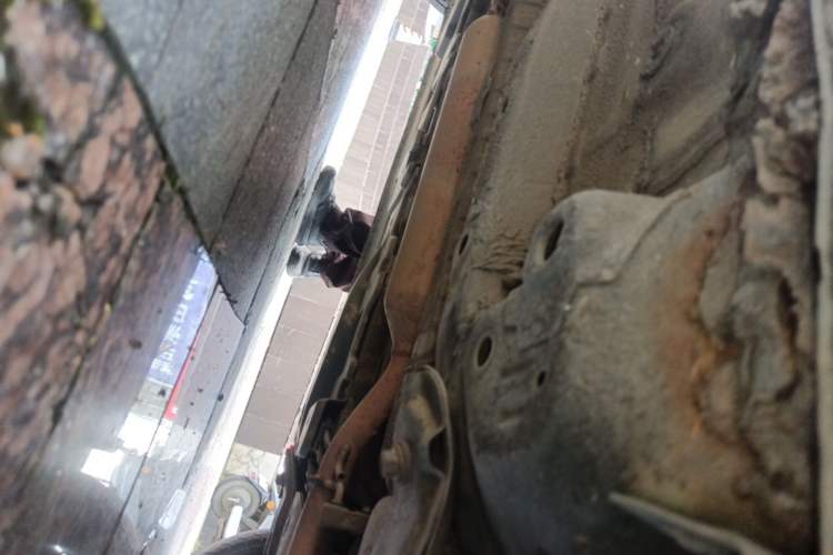 Used CHANGAN CS15 2016 1.5L Manual Fashion Edition Chassis Front Right