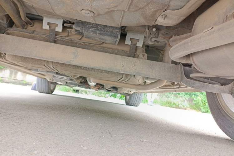 Used CHANGAN CS15 2016 1.5L Manual Fashion Edition Chassis Rear