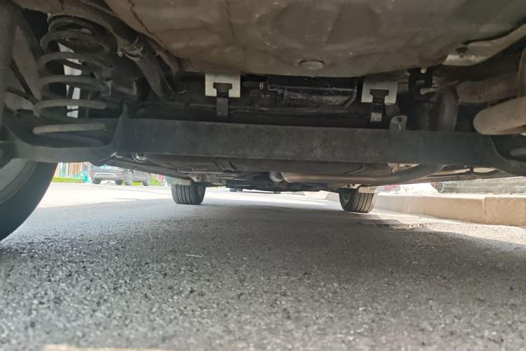 Used CHANGAN CS15 2016 1.5L Manual Fashion Edition Chassis Rear
