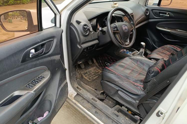 Used CHANGAN CS15 2016 1.5L Manual Fashion Edition Driver Seat
