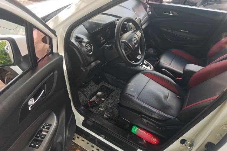 Used CHANGAN CS15 2016 1.5L Automatic Fashion Edition Driver Seat