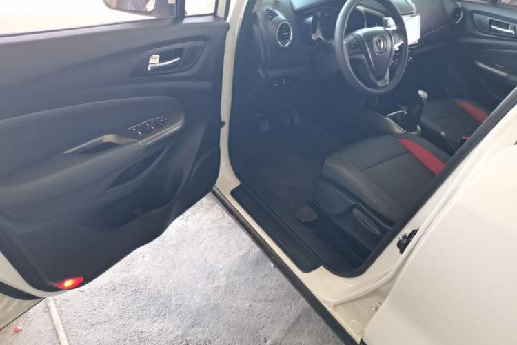 Used CHANGAN CS15 2016 1.5L Manual Fashion Edition Driver Seat