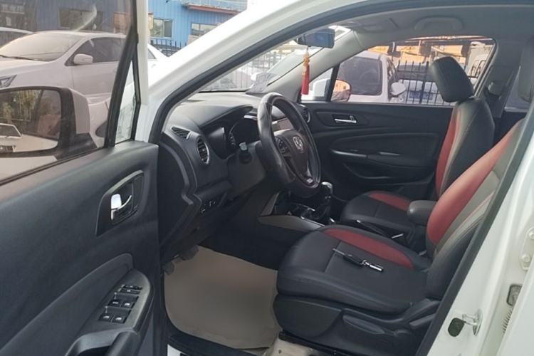 Used CHANGAN CS15 2016 1.5L Manual Fashion Edition Driver Seat