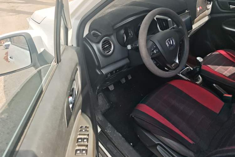 Used CHANGAN CS15 2016 1.5L Manual Fashion Edition Driver Seat