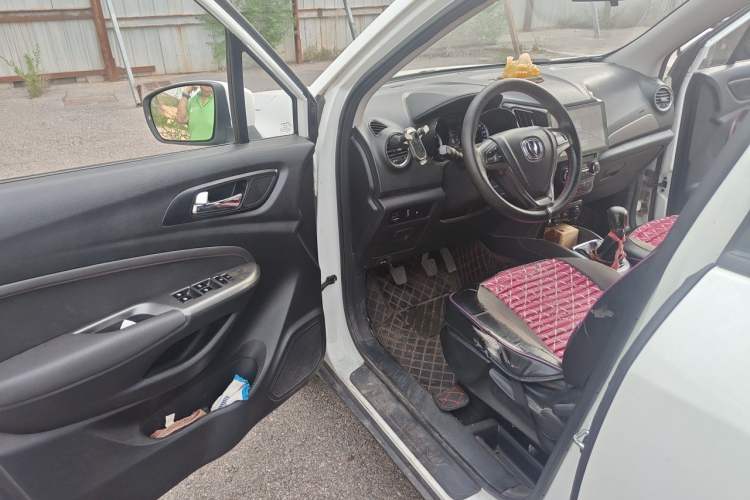 Used CHANGAN CS15 2016 1.5L Manual Fashion Edition Driver Seat