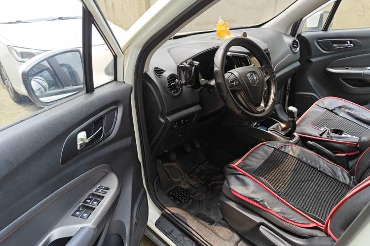 Used CHANGAN CS15 2016 1.5L Manual Luxury Edition Driver Seat