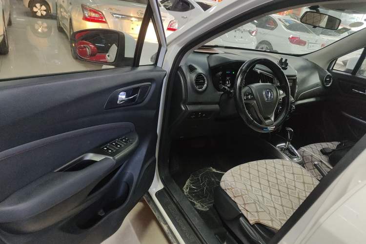 Used CHANGAN CS15 2016 1.5L Automatic Fashion Edition Driver Seat