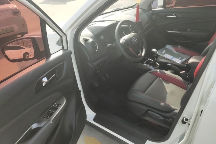 Used CHANGAN CS15 2016 1.5L Manual Fashion Edition Driver Seat