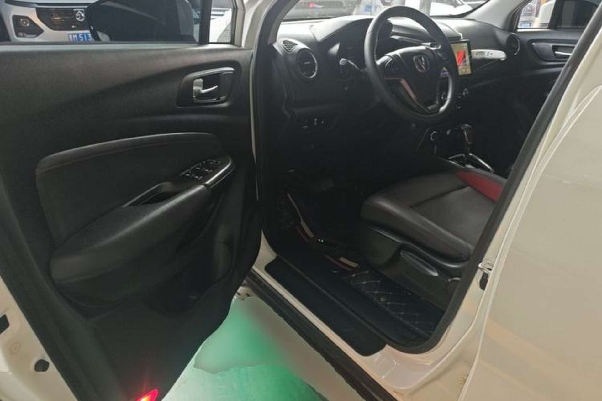 Used CHANGAN CS15 2016 1.5L Automatic Fashion Edition Driver Seat