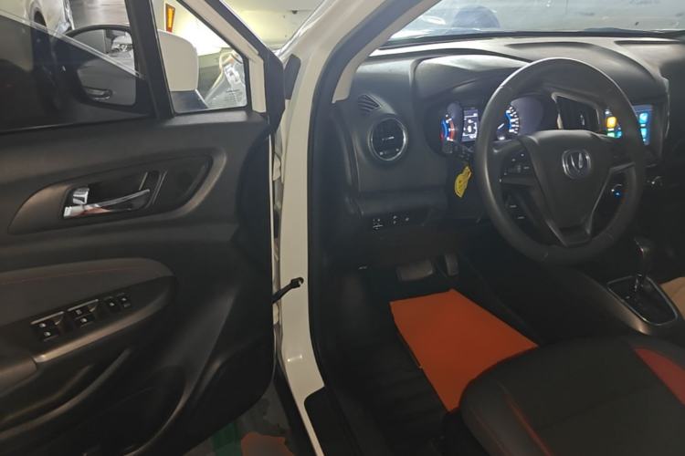 Used CHANGAN CS15 2016 1.5L Automatic Luxury Edition Driver Seat