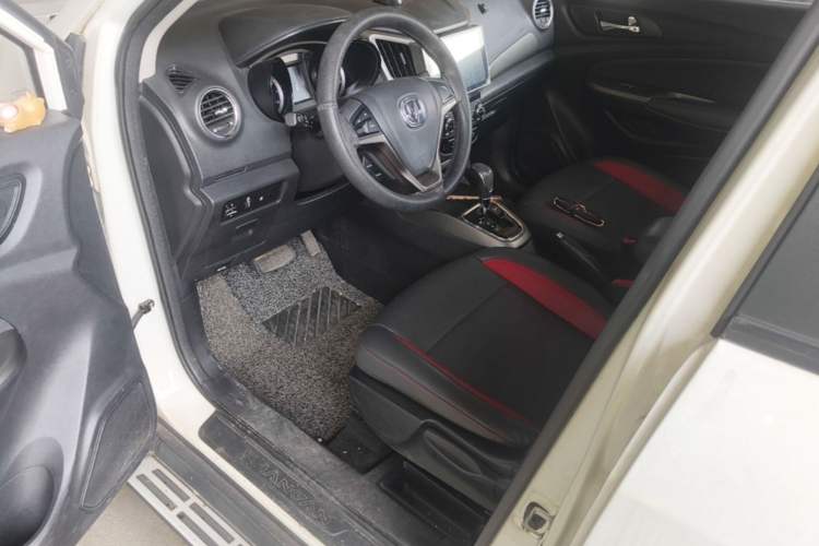 Used CHANGAN CS15 2016 1.5L Automatic Fashion Edition Driver Seat